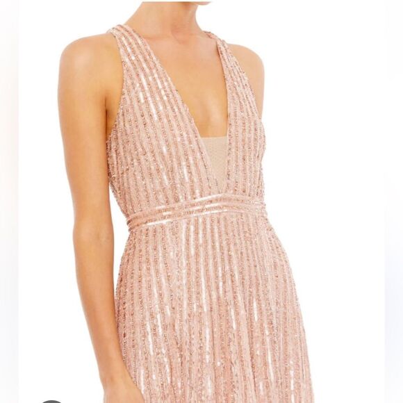 NWT Mac Duggal Sequined Sleeveless Plunge Neck Flowy Gown dress rose pink 10 - Picture 3 of 13